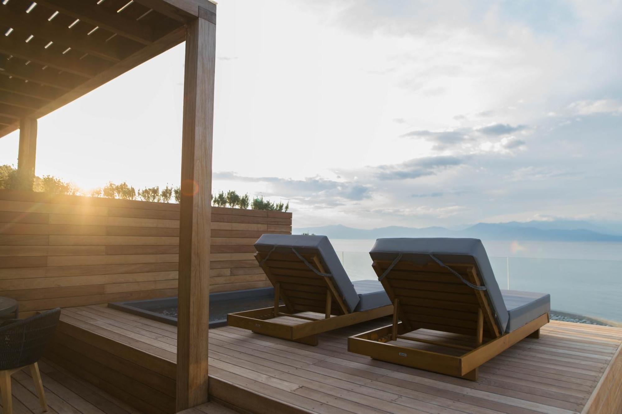 Alissachni Seaside Hotel Dherveni Exteriör bild