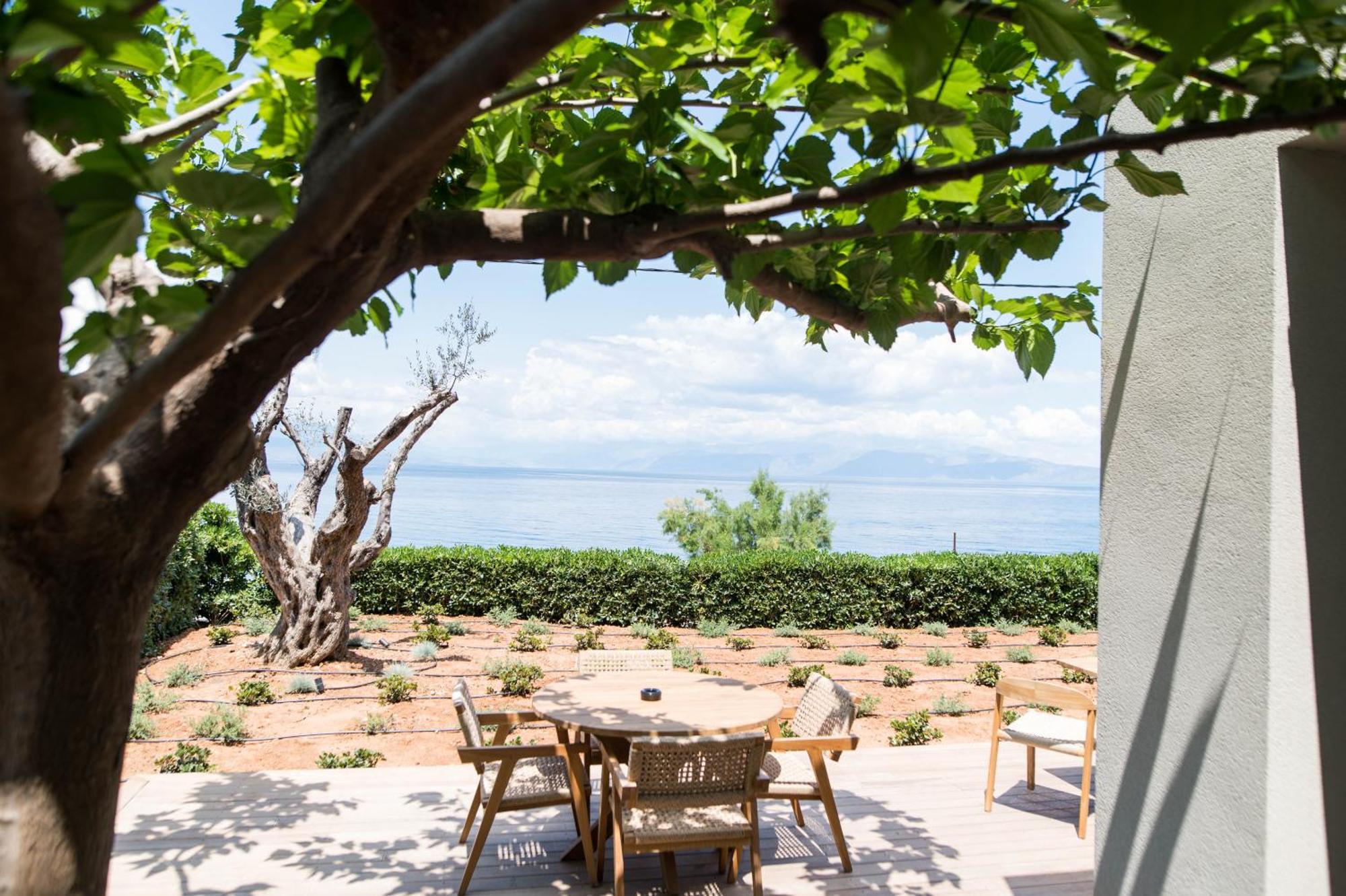 Alissachni Seaside Hotel Dherveni Exteriör bild