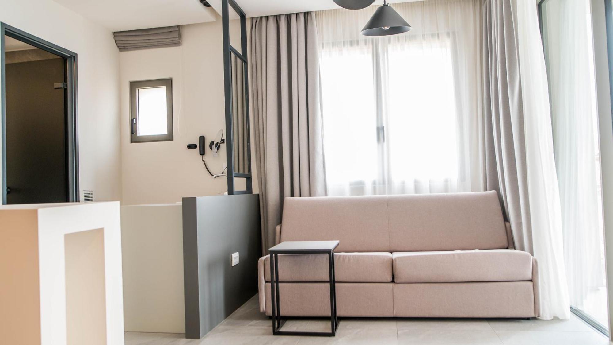 Alissachni Seaside Hotel Dherveni Exteriör bild