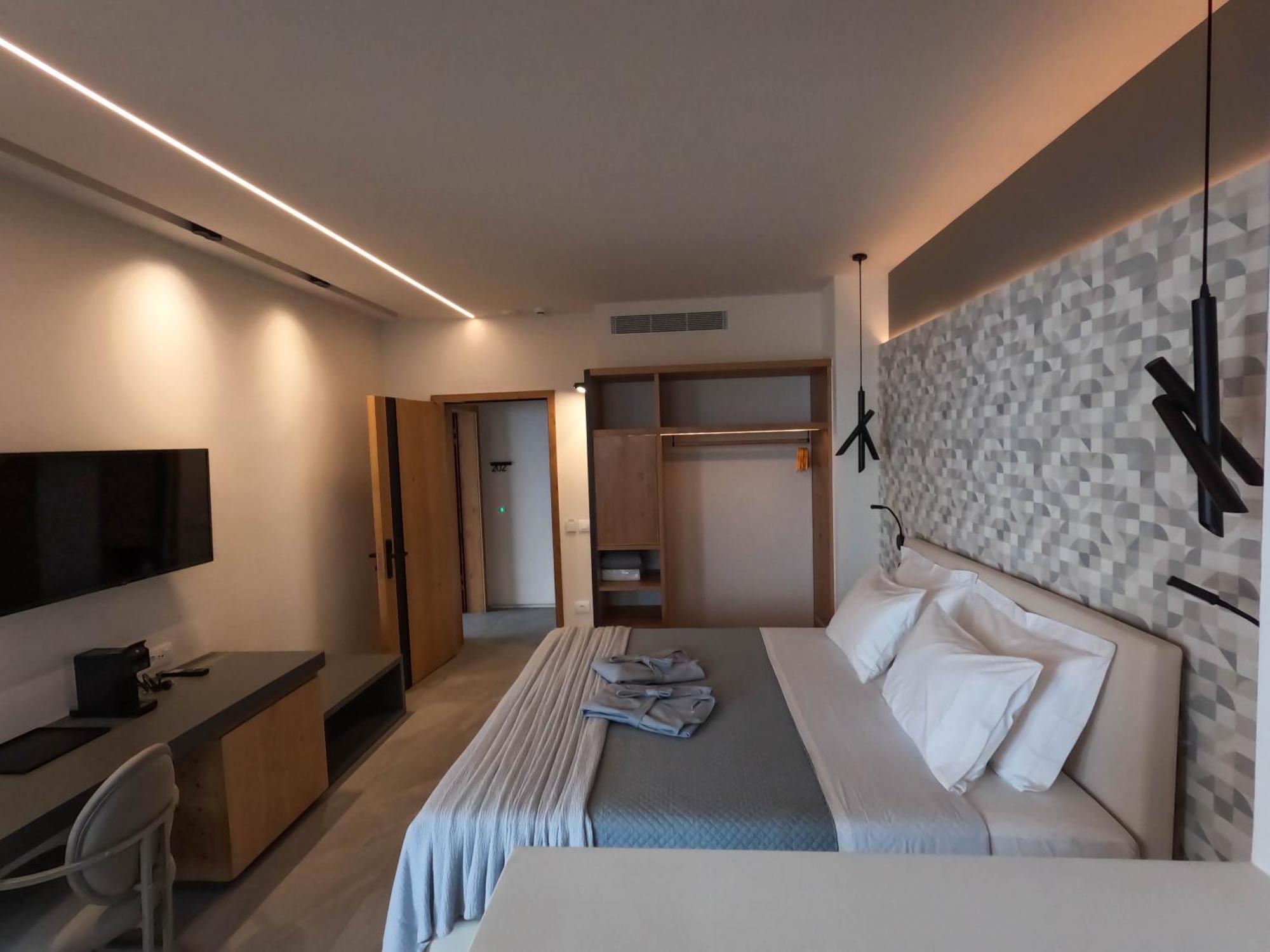 Alissachni Seaside Hotel Dherveni Exteriör bild