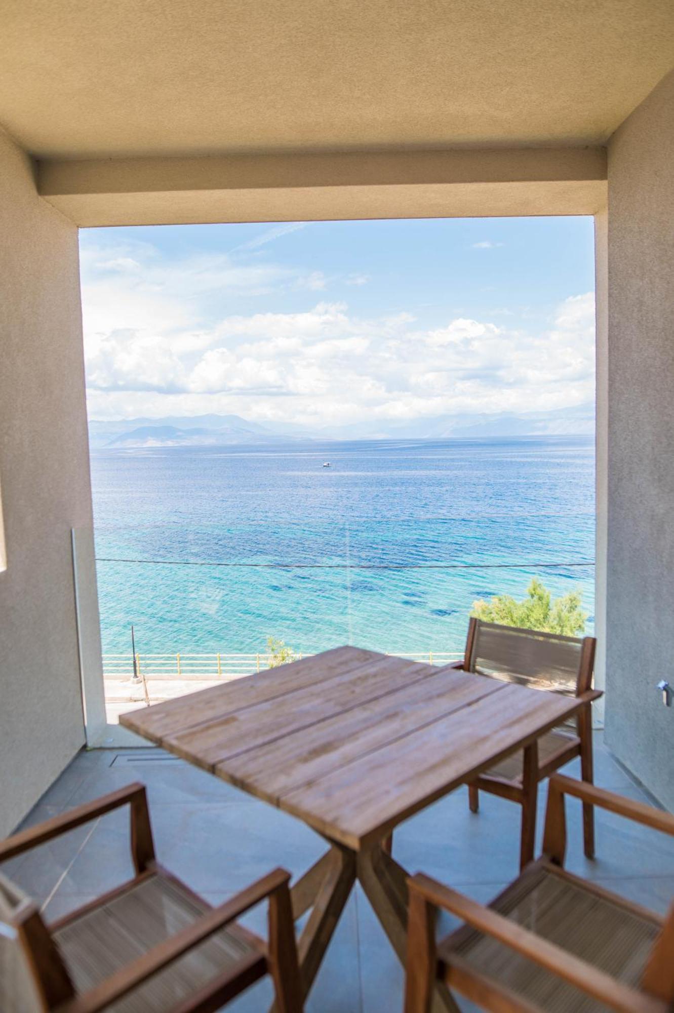 Alissachni Seaside Hotel Dherveni Exteriör bild