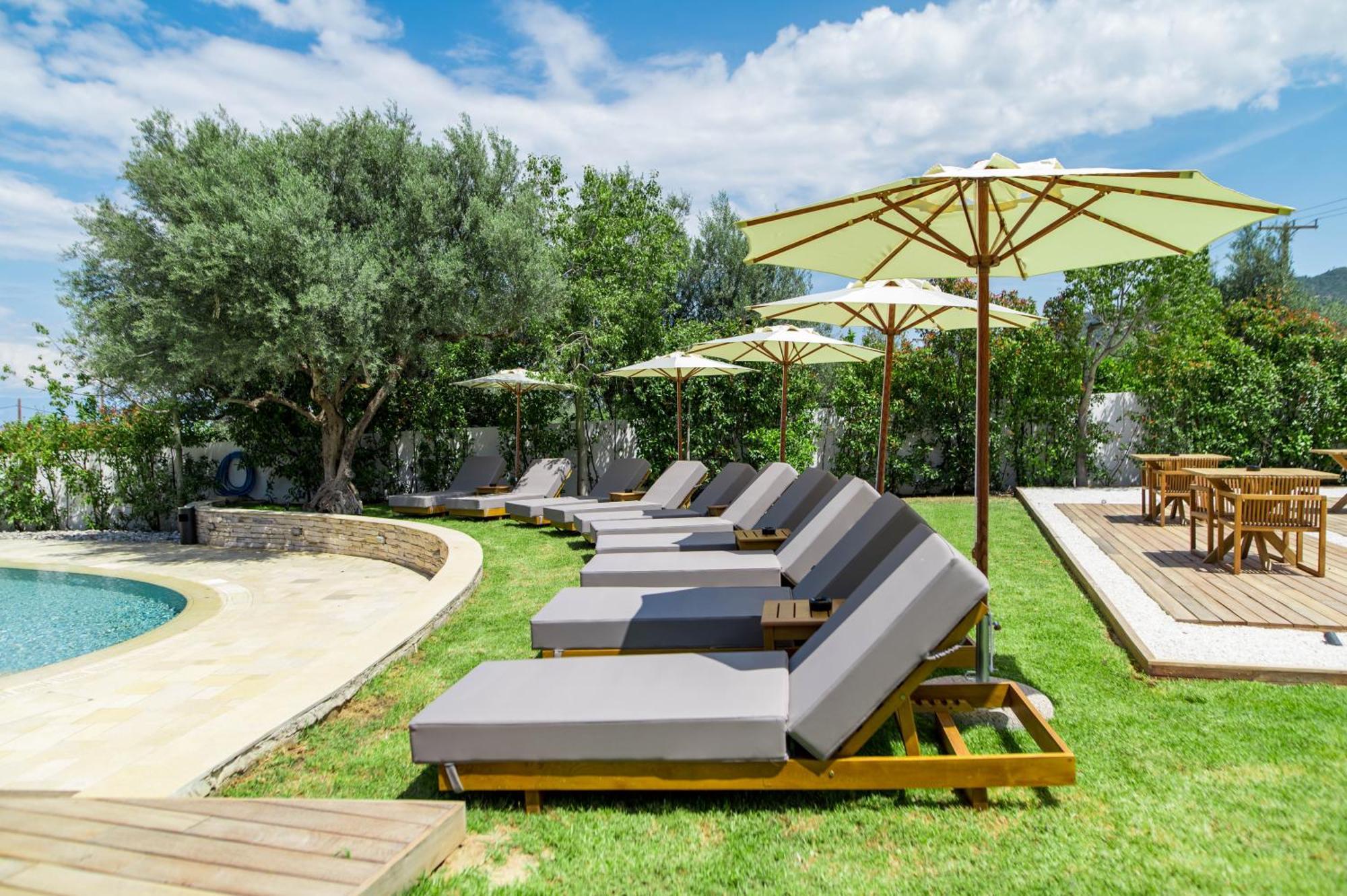 Alissachni Seaside Hotel Dherveni Exteriör bild