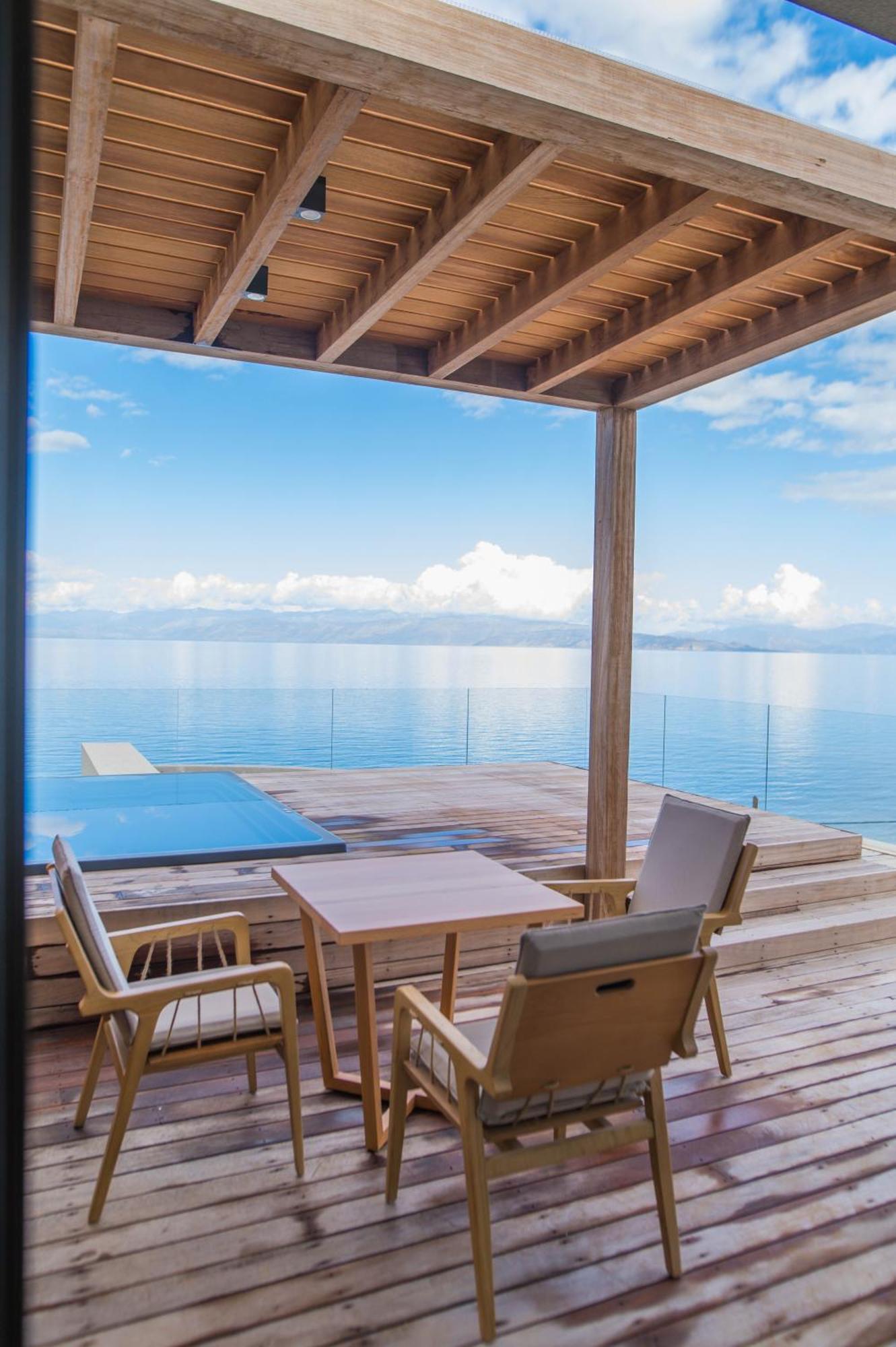 Alissachni Seaside Hotel Dherveni Exteriör bild